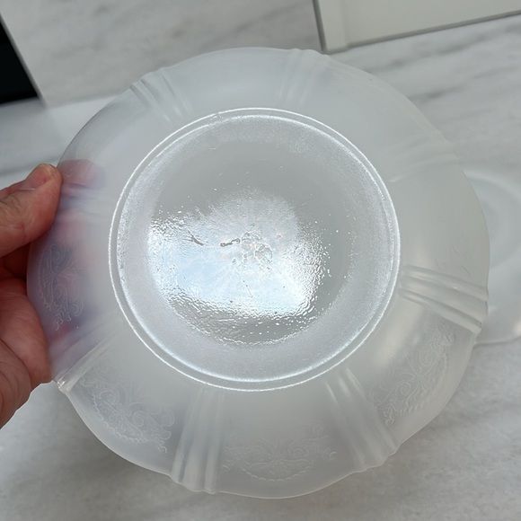Vintage Depression Macbeth White American Sweetheart Opaline Small Glass Plates - Picture 6 of 7